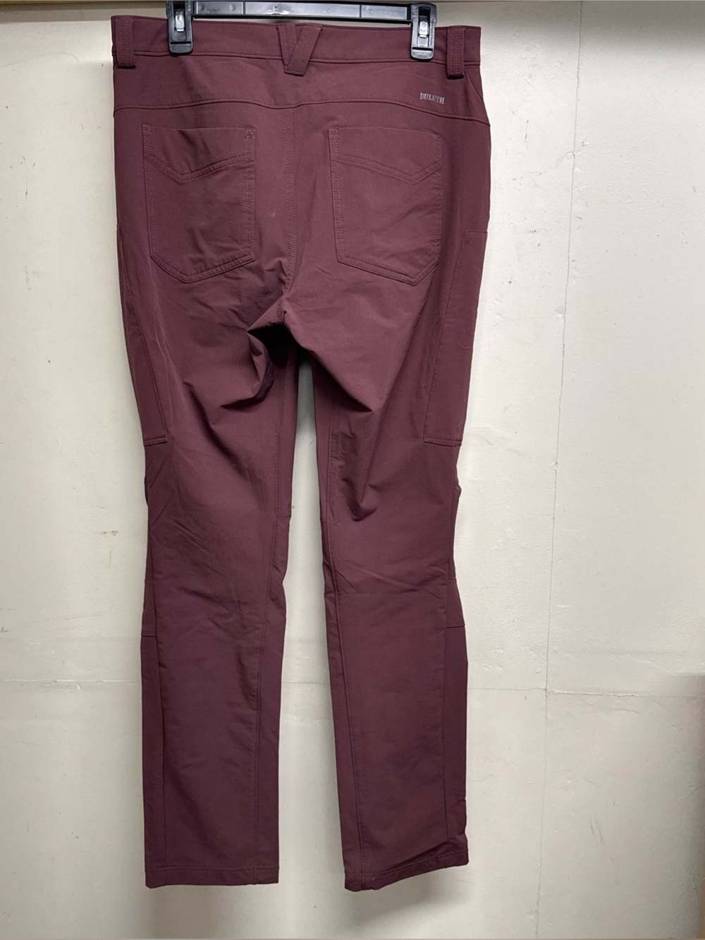 Duluth Trading Co Womens Size 10 x 31 Nylon/Spandex Pants Side Zip Pocket Cargo